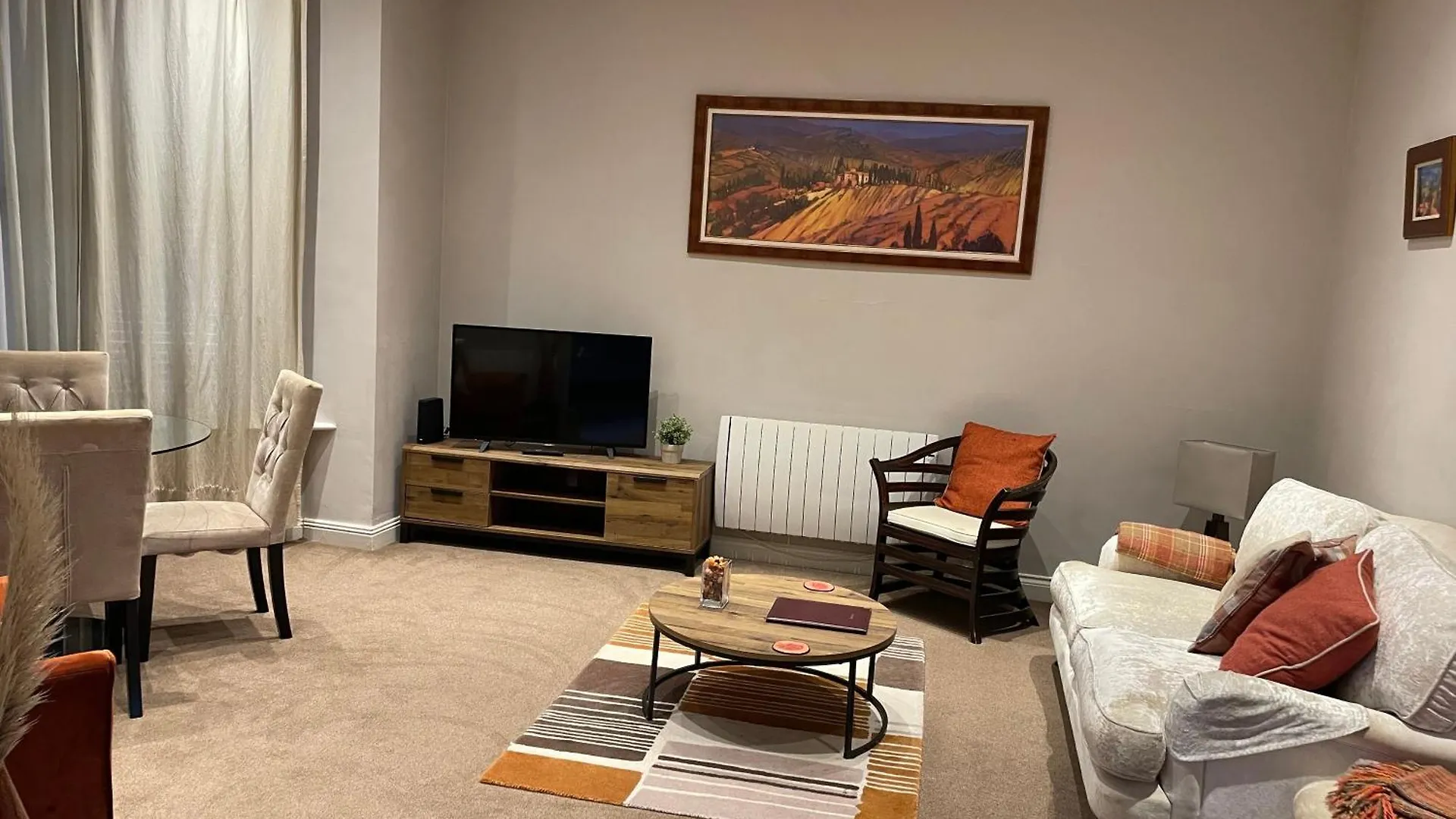 Number 10 Service Apartment - Danes Southampton