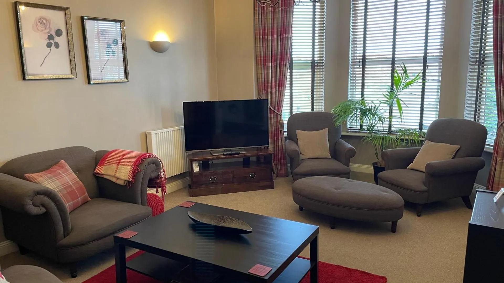 Number 10 Service Apartment - Danes Southampton